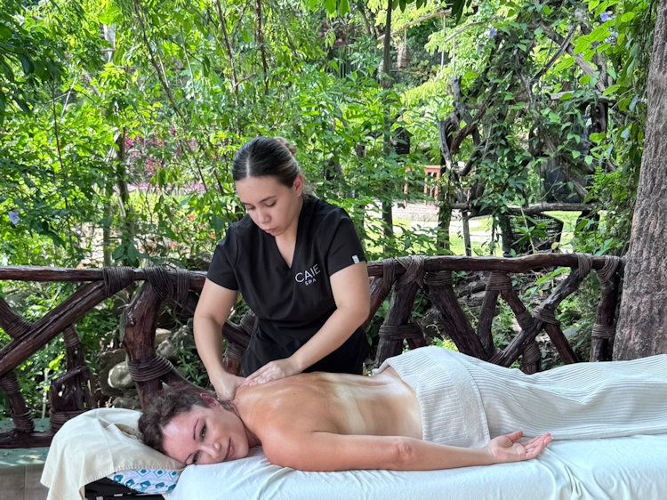 Villa Lala massage outdoors